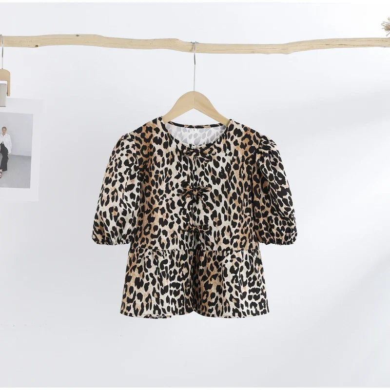 SIGRID - Elegante Leopardenbluse